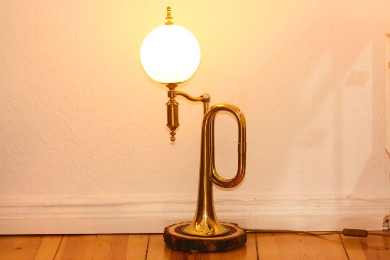 Trumpet lamp horn lamp glass shade tree disc